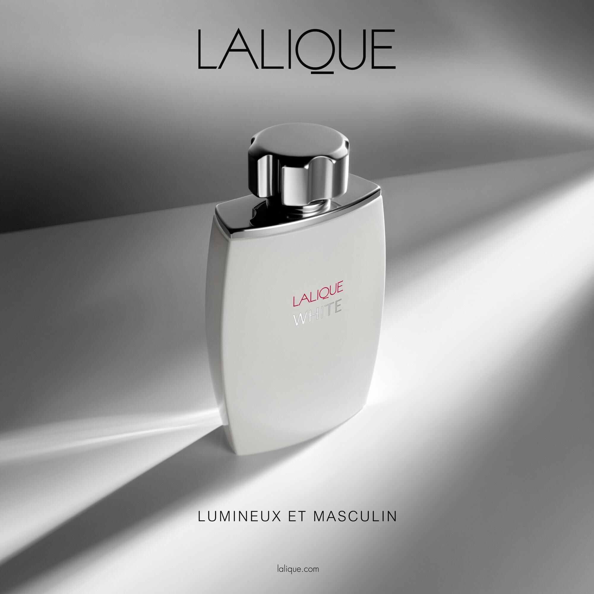 Lalique White: notes, composition and history — Olfastory