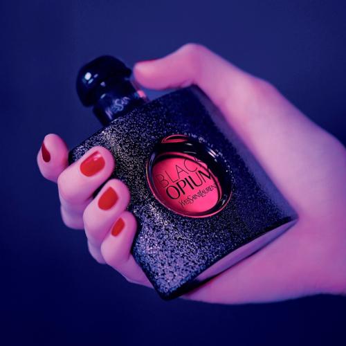 Black Opium, Yves Saint Laurent