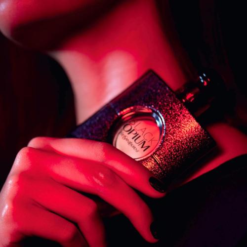 Black Opium, Yves Saint Laurent